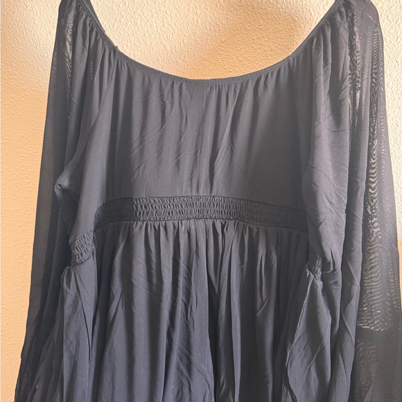 Torrid Women's Top - Picture 2 of 3